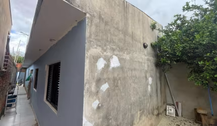 Casa para Venda em Itu, Residencial Itaim II, 2 dormitórios, 1 banheiro, 2 vagas