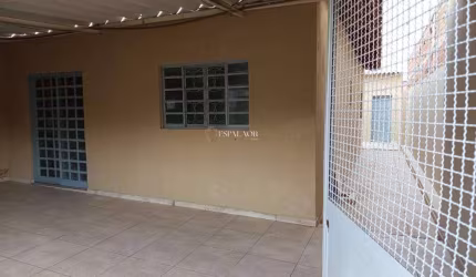 Casa para Venda em Itu, Sao Camilo, 2 dormitórios, 1 banheiro, 2 vagas