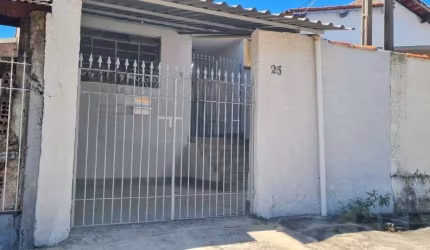 Casa para Venda em Itu, Parque Industrial, 2 dormitórios, 1 banheiro, 2 vagas