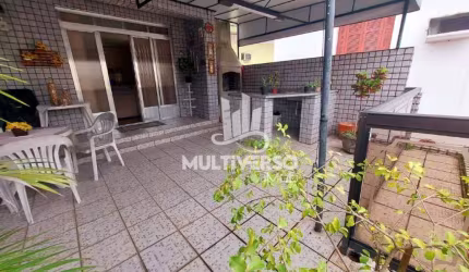 Casa à venda, 3 quartos no bairro Campo Grande em Santos