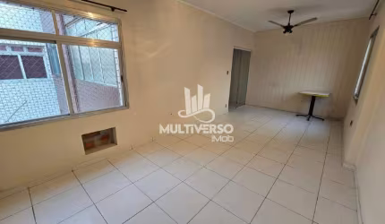 Kitnet à venda, no bairro José Menino em Santos