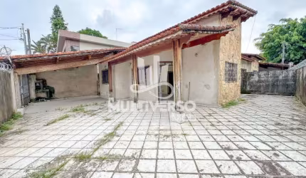 Casa à venda, 2 quartos no bairro Canto do Forte em Praia Grande