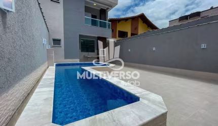 Sobrado com 3 dormitórios (3 suítes) 135 m² - Tupi - PG