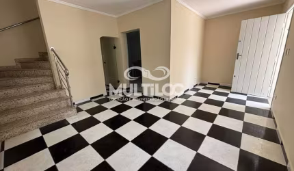 Sobrado para aluguel, 3 quartos no bairro Campo Grande em Santos