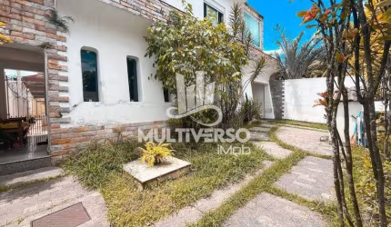 Sobrado à venda, 4 quartos no bairro Canto do Forte em Praia Grande
