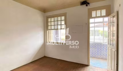 Sobrado à venda, 2 quartos no bairro Vila Mathias em Santos