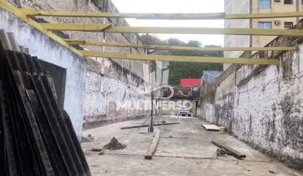 Terreno à venda, no bairro Vila Nova em Santos