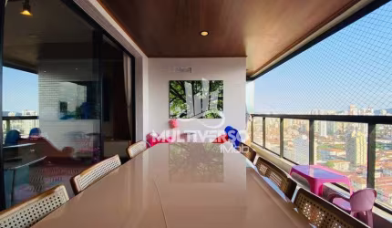 Apartamento espetacular 2 dormitórios vista mar no Boqueirão em Santos
