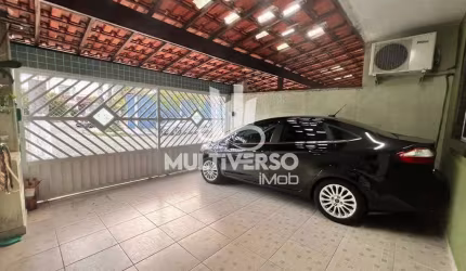 Sobrado à venda, 3 quartos no bairro Maracanã em Praia Grande