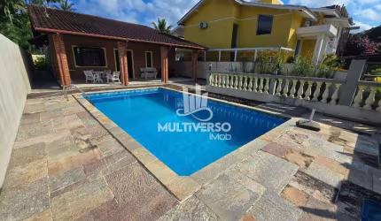 Casa à venda, 3 quartos no bairro Balneário Praia do Pernambuco em Guarujá