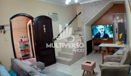 Sobrado com 2 dorm à venda na Vilta Tupi