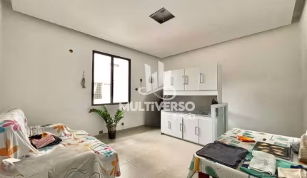 Casa à venda, 2 quartos no bairro Embaré em Santos