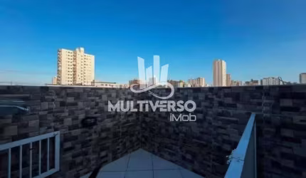 Casa Sobreposta Linda de 2 dormitórios