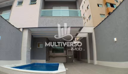 Sobrado Novo com 3 suítes - Piscina e Espaço Gourmet Vila Tupi