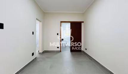 Apartamento 1 dormitório pé na areia reformado no José Menino em Santos