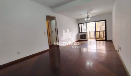 02 dormitórios sendo 01 suíte e quarto de empregada, Aparecida, 1 quadra da praia, R$745.000,00 ótima localização