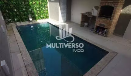 CASA GEMINADA COM PISCINA