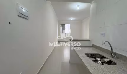 Kitnet à venda, 1 quarto no bairro Embaré em Santos
