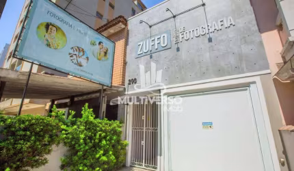 Casa Comercial com Espaço Residencial – 270m² Próx. ao Sesc, Praiamar e Praia – Boqueirão, Santos