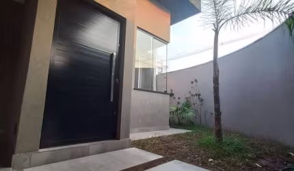 LINDA CASA DE ESQUINA ! ! !