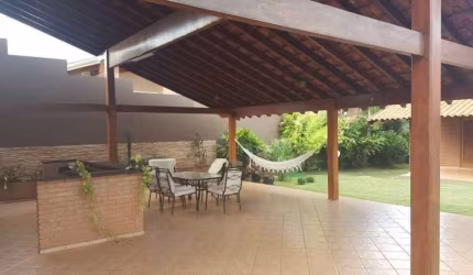CASA EM CONDOMINÍO em Shangrilá, (Bauru) - SP