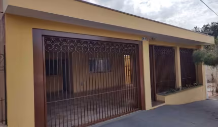 Casa com 3 quartos à venda na Vila Gonçalves, Bauru , 184 m2 por R$ 480.000