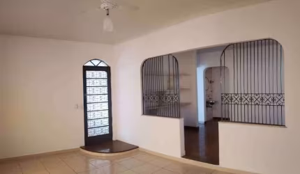 CASA em VILA UNIVERSITÁRIA, (Bauru) - SP
