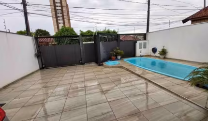 Casa com 5 quartos à venda na Vila Coralina, Bauru , 350 m2 por R$ 1.100.000