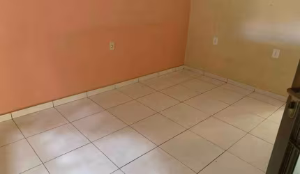 CASA em Vila Paulista, (Bauru) - SP