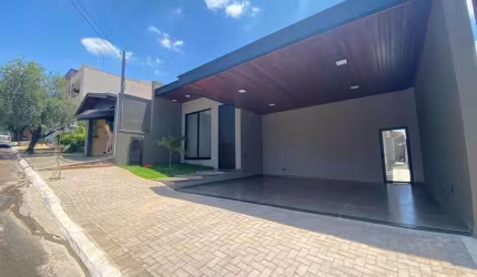 CASA TERREA / PARQUE PONTAL