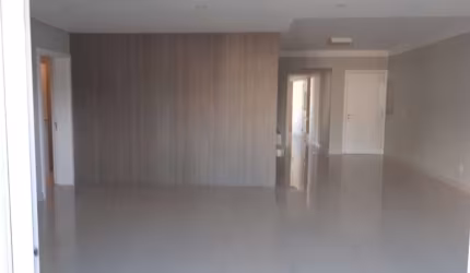 Lindo apartamento com varanda gourmet , completíssimo em armários, ar condicionado , muito bem localizado