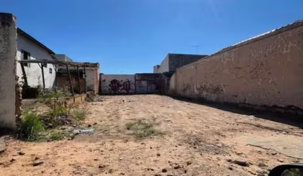 TERRENO COMERCIAL em Centro, (Bariri) - SP