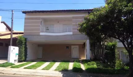 Excelente residência Villagio 1