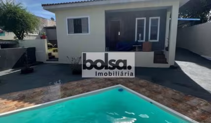 VENDE-SE DUAS CASAS JUNTAS NA MESMA MATRICULA ! !