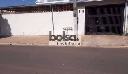 Casa de esquina a venda R$ 350.000,00.