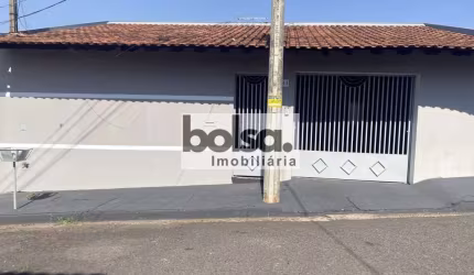 Casa para venda com 211 m² e 2 quartos em Jardim Nova Esperança, Bauru - SP
