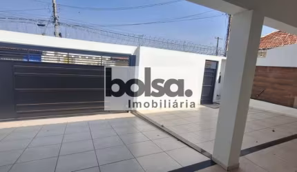 Casa com 3 quartos à venda na Vila Souto, Bauru , 250 m2 por R$ 750.000