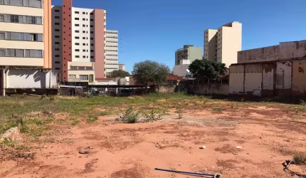 TERRENO COMERCIAL em CENTRO, (Bauru) - SP