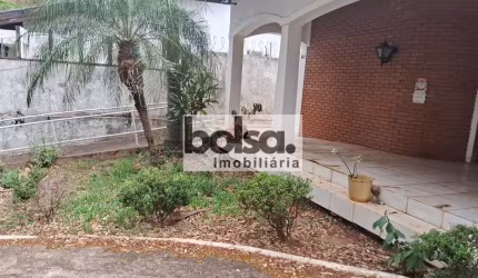 Casa para venda com 968 m² e 4 quartos em Jardim América, Bauru - SP