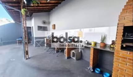 Casa para venda com 200 m² e 3 quartos em Vila Tecnológica Engenheiro José Queda, Bauru - SP