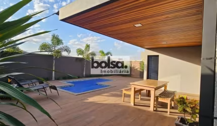 CASA MARAVILHOSA NO CONDOMINÍO VILLA LOBOS ! !