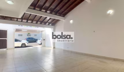 Casa para aluguel e venda com 290 m² e 3 quartos em Jardim Estoril IV, Bauru - SP