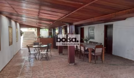 CASA NO JARDIM PANORAMA COM 460M² DE TERRENO ! !
