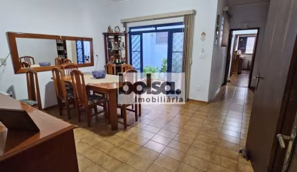 Casa para venda com 3 quartos em Vila Nova Cidade Universitária, Bauru - SP