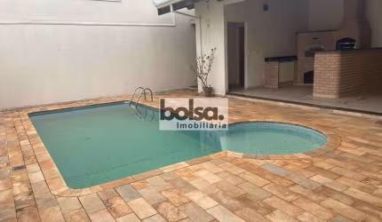 SOBRADO NO VILLAGGIO 1 ! ! ACEITA ATÉ 60% EM PERMUTA
