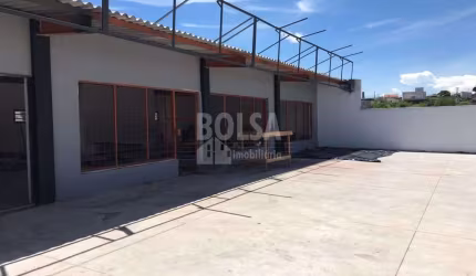 SÃO 4 LOJAS EM FRENTE AO COND. TERRA NOVA ! !