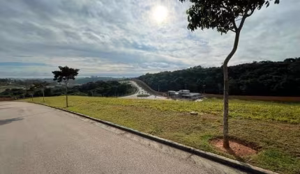 TERRENO A VENDA NO CONDOMÍNIO ALPHAVILLE - VILA MARINGÁ - JUNDIAÍ.