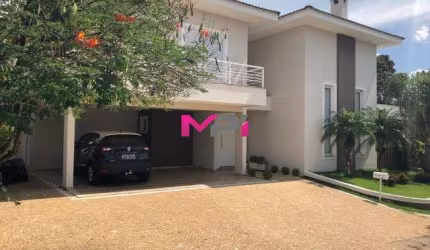 CASA A VENDA NO PORTAL DO PARAISO II - JUNDIAÍ/SP. 336 metros - 03 dormitórios - área de lazer com piscina e churrasqueira.