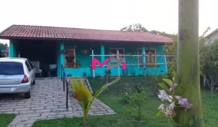 CASA  A VENDA NO BAIRRO SANTA ELIZA XOM 03 DORM - ITUPEVA/SP. Próximo a comércios, serviços e transportes. Ótima localização!