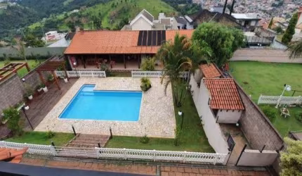 CASA A VENDA NO CONDOMÍNIO PORTAL DA COLINA